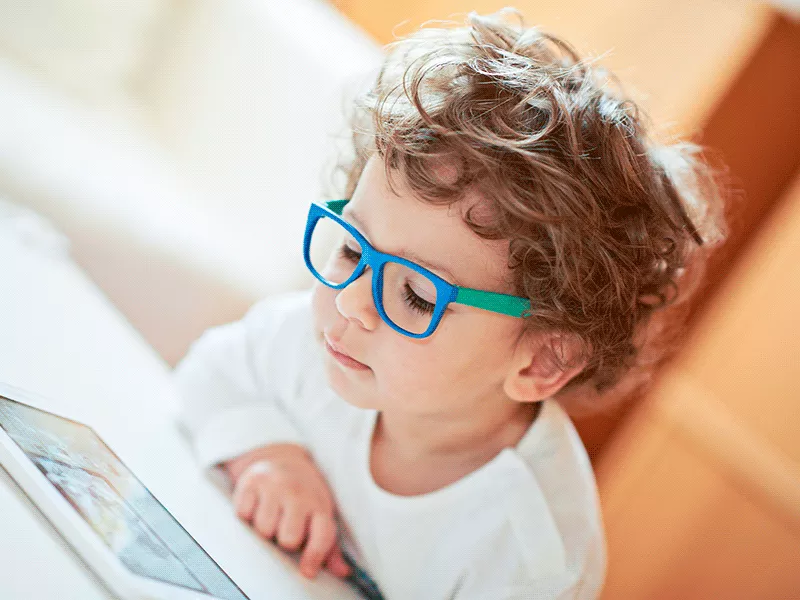 Astigmatismo infantil: como detetar e o que fazer