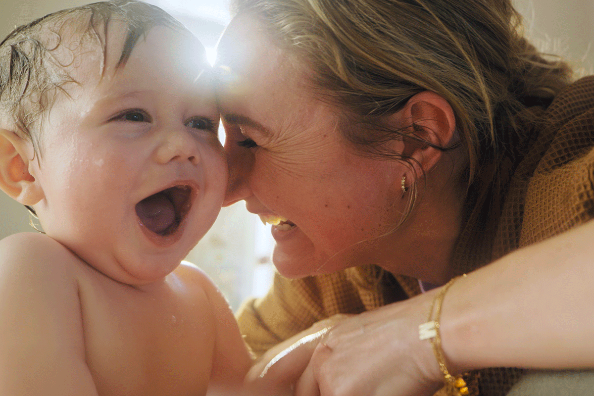 Proteja a delicada pele do seu bebé desde o primeiro dia