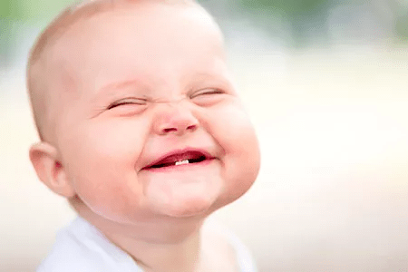 sorriso bebe seis meses