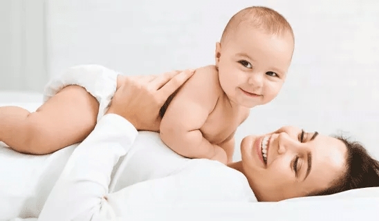 tummy time mama bebe