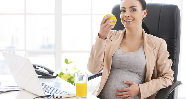 trabajo–comida_190732940