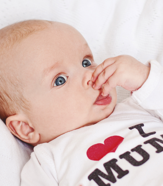 chupar-dedo_218183575