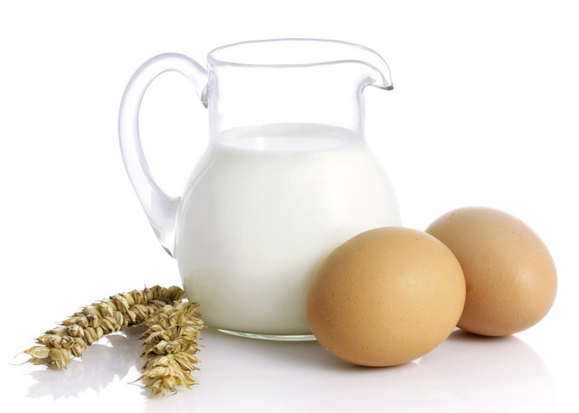 leche-huevos_72740239