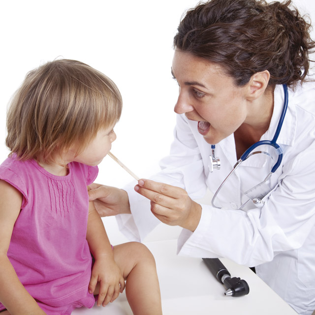 pediatra_38371318